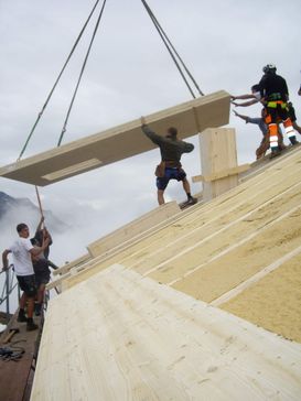 Einbau Dachelemente Kaltenberghütte