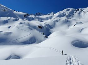 Skitouren-Wochenende auf der Schweinfurter Hütte